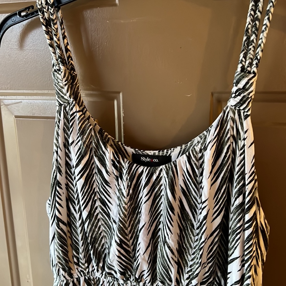 Cute Dress - Picture 2 of 5